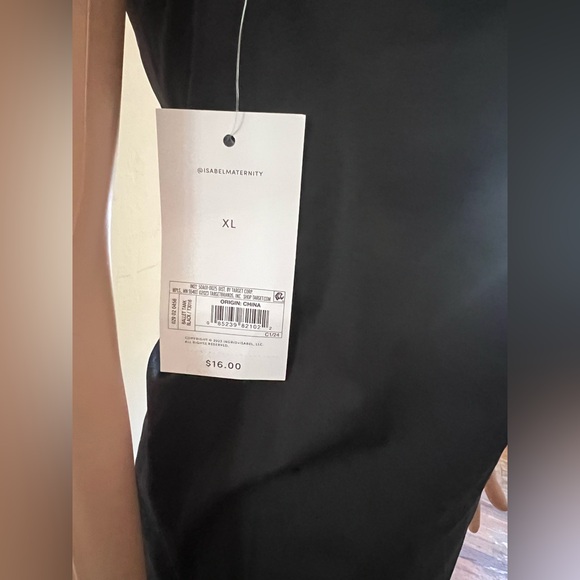 Ingrid & Isabel Classic Black Tank Top - Picture 3 of 4